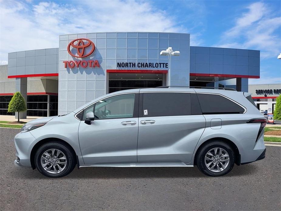 new 2025 Toyota Sienna car, priced at $49,247