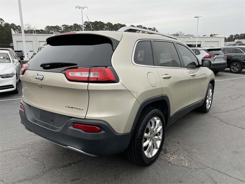 used 2015 Jeep Cherokee car, priced at $11,999