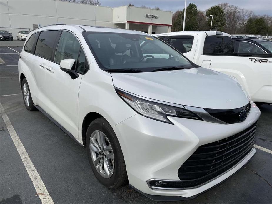 used 2022 Toyota Sienna car, priced at $42,499