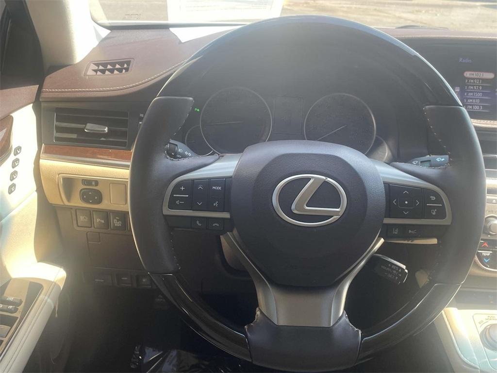 used 2018 Lexus ES 350 car, priced at $22,999