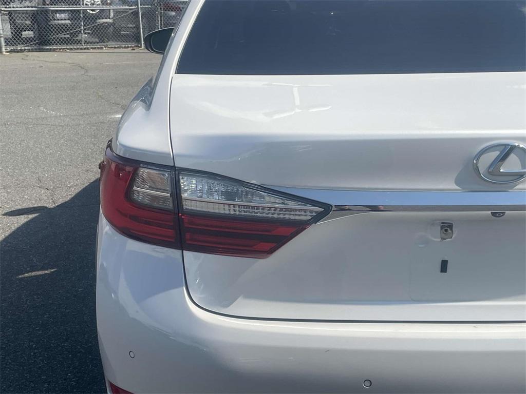 used 2018 Lexus ES 350 car, priced at $22,999