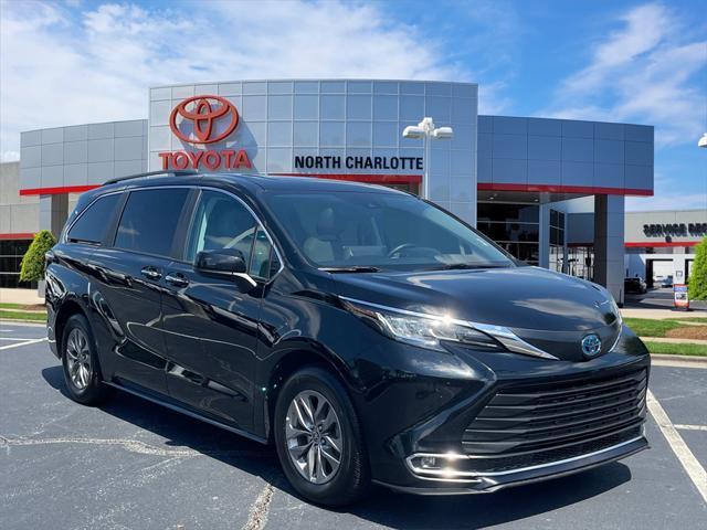 used 2023 Toyota Sienna car, priced at $40,799