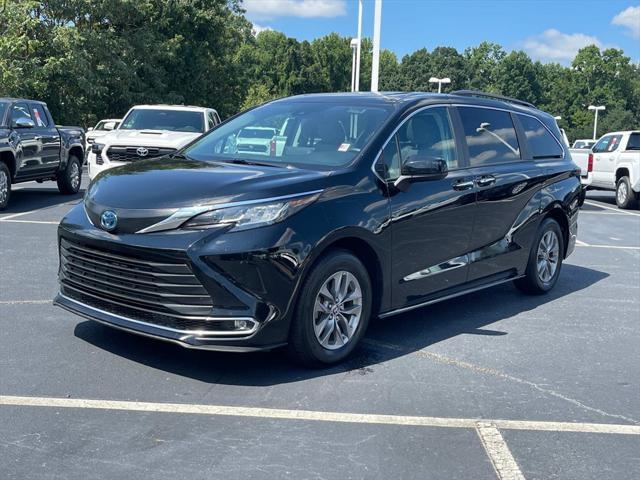 used 2023 Toyota Sienna car, priced at $42,495