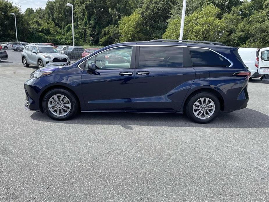 used 2022 Toyota Sienna car, priced at $27,995