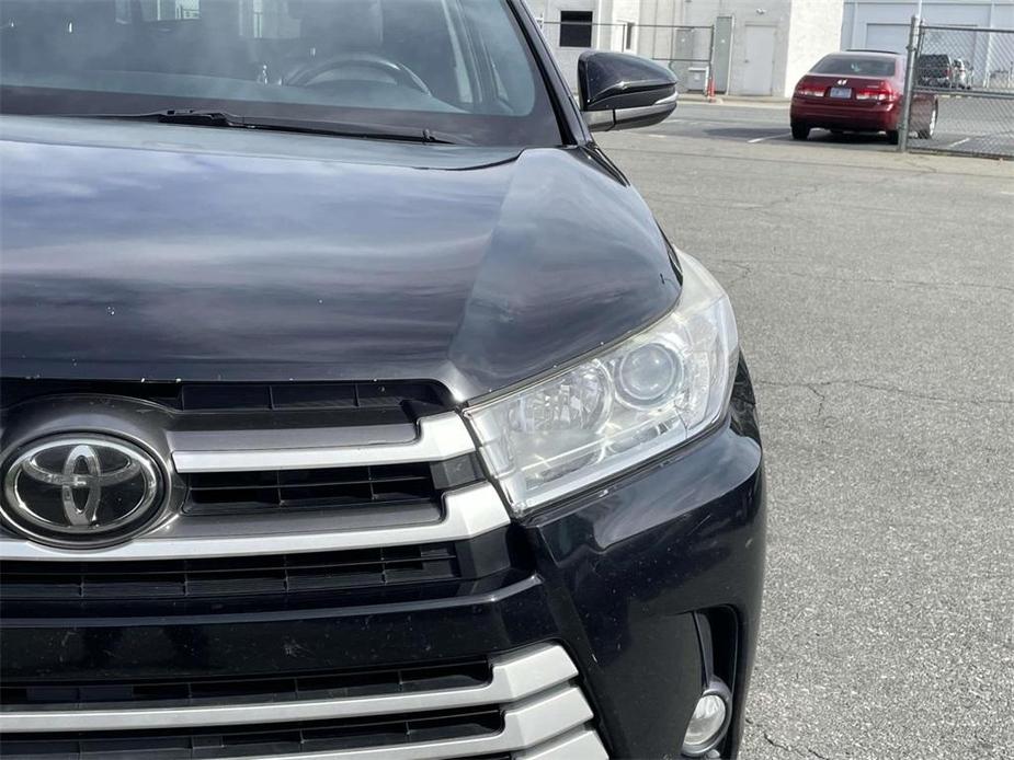 used 2017 Toyota Highlander car, priced at $19,249