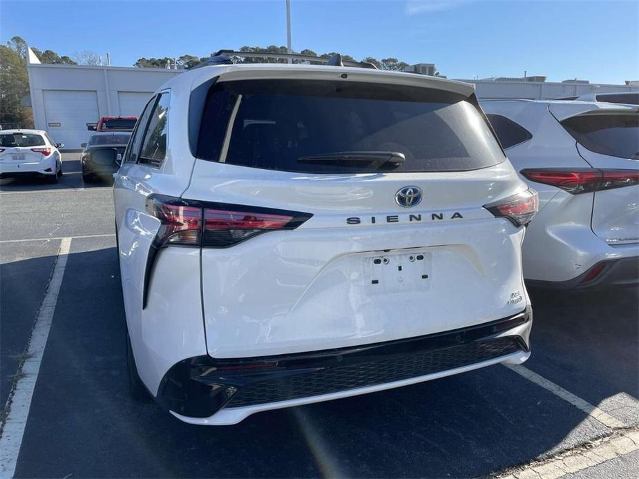 used 2022 Toyota Sienna car, priced at $43,250