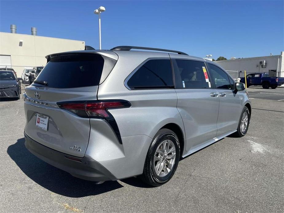 used 2022 Toyota Sienna car, priced at $43,399