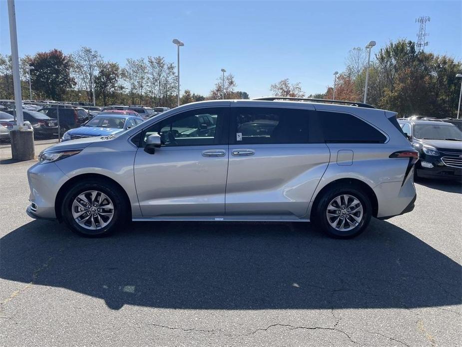 used 2022 Toyota Sienna car, priced at $43,399