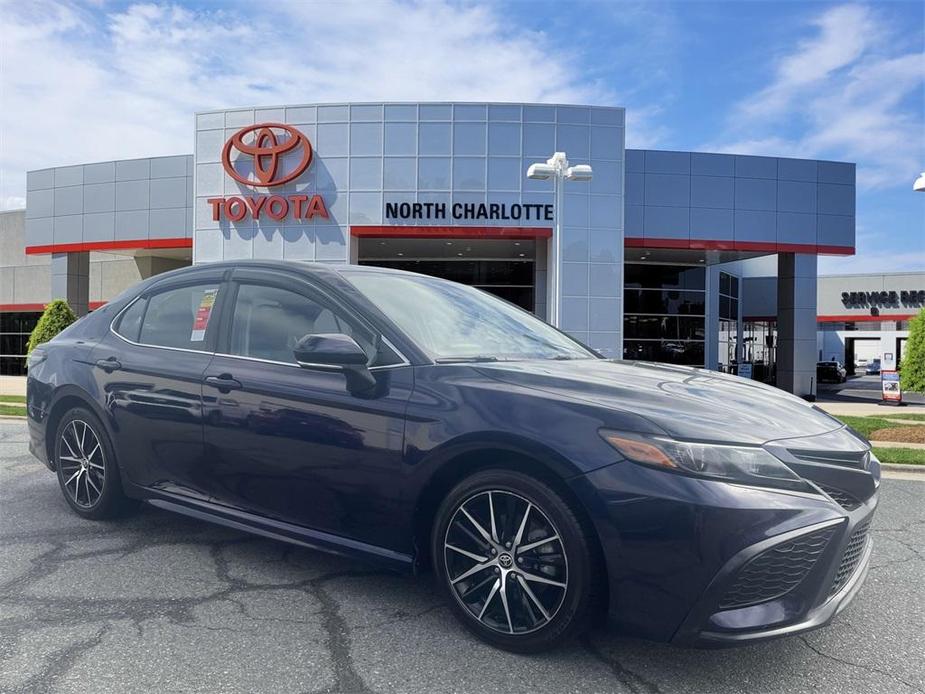 used 2022 Toyota Camry Hybrid car, priced at $22,749