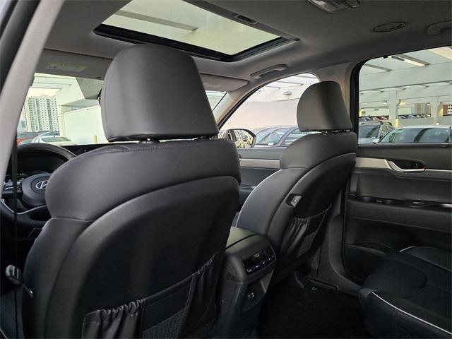 new 2025 Hyundai Palisade car, priced at $43,438