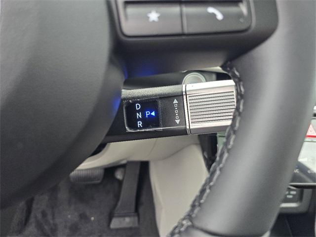 new 2025 Hyundai TUCSON Hybrid car, priced at $37,525