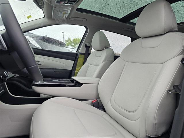 new 2025 Hyundai TUCSON Hybrid car, priced at $37,525