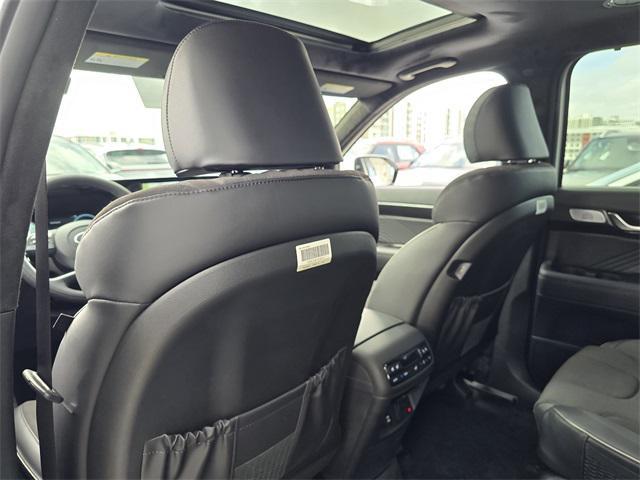 new 2025 Hyundai Palisade car, priced at $55,662