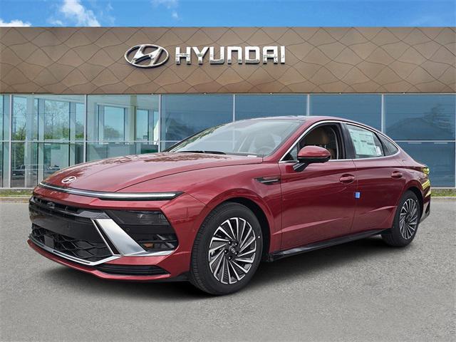 new 2025 Hyundai Sonata Hybrid car, priced at $39,018