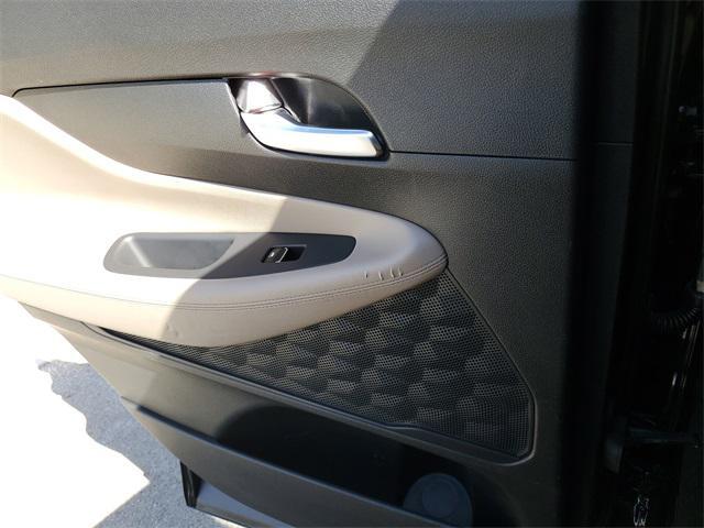 used 2019 Hyundai Santa Fe car, priced at $16,960