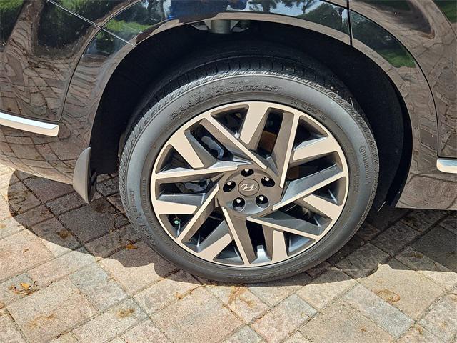 used 2022 Hyundai Santa Fe car, priced at $28,974