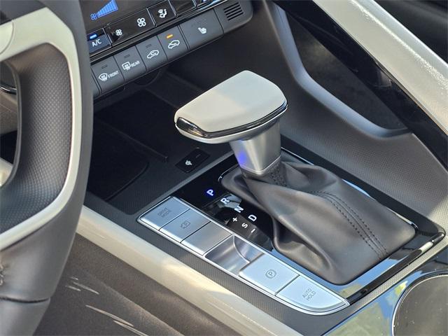 new 2025 Hyundai Elantra car, priced at $27,715
