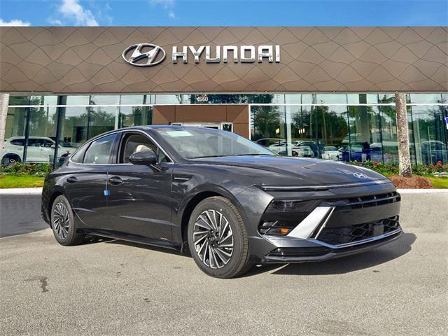 new 2025 Hyundai Sonata Hybrid car, priced at $32,705