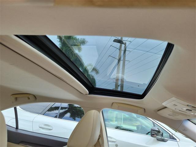 used 2016 Lexus ES 350 car, priced at $14,341