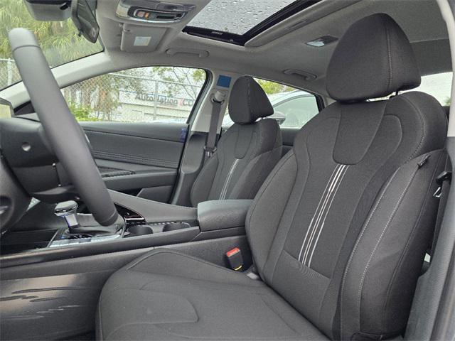 new 2025 Hyundai Elantra car, priced at $27,262