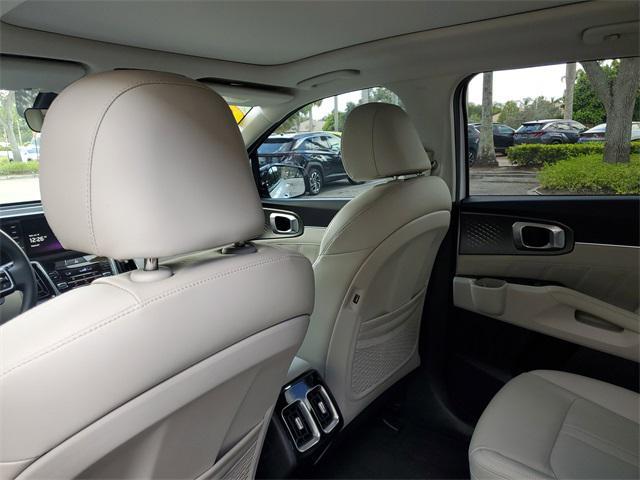 used 2022 Kia Sorento car, priced at $31,454