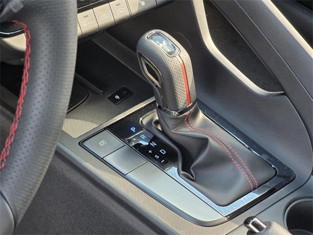 new 2025 Hyundai Elantra car, priced at $29,472