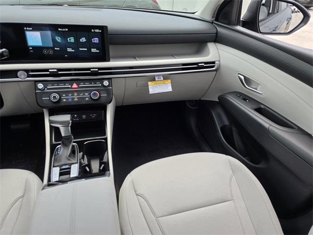 new 2025 Hyundai Tucson car, priced at $29,990