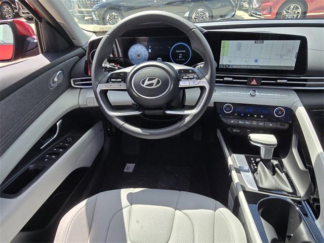 new 2025 Hyundai Elantra car