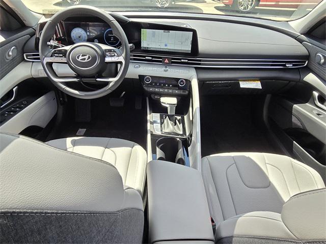 new 2025 Hyundai Elantra car
