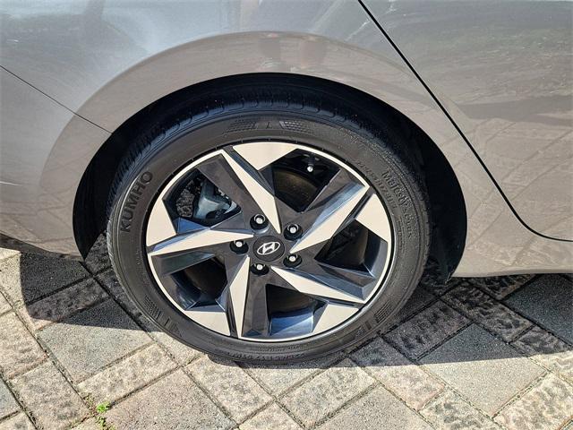 used 2023 Hyundai Elantra car, priced at $21,994