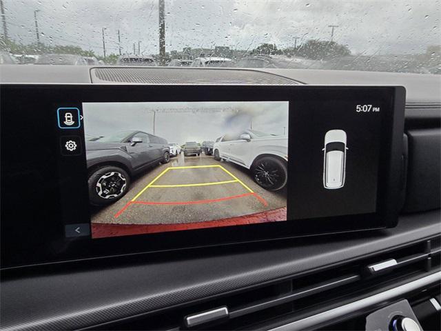 new 2025 Hyundai Santa Fe car, priced at $42,027