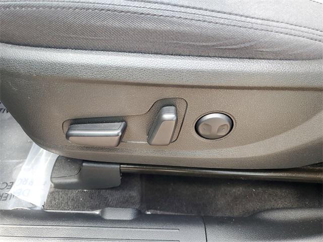 used 2022 Hyundai Santa Fe car, priced at $26,000