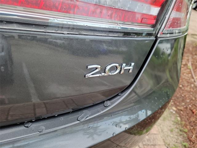 used 2019 Lincoln MKZ Hybrid car, priced at $16,370