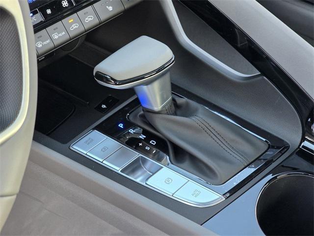 new 2025 Hyundai Elantra car, priced at $26,478