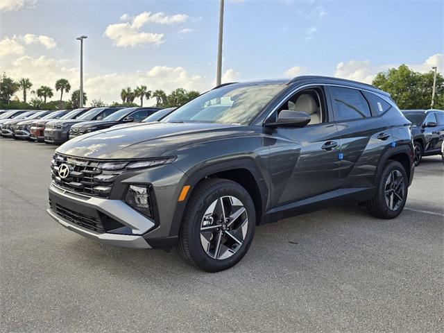 new 2025 Hyundai Tucson Hybrid car, priced at $37,995