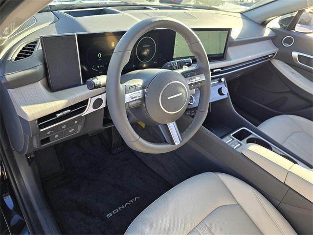 new 2025 Hyundai Sonata Hybrid car, priced at $38,586