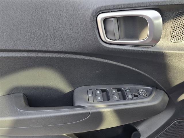 new 2025 Hyundai Venue car, priced at $21,737
