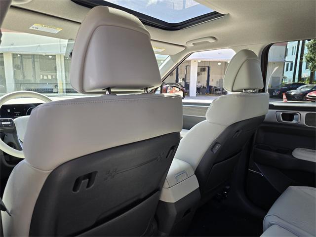 new 2025 Hyundai Santa Fe car, priced at $46,000