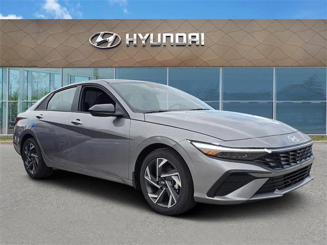 new 2025 Hyundai Elantra car, priced at $26,647