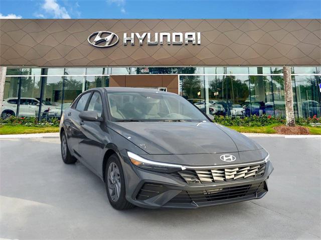 new 2025 Hyundai Elantra car, priced at $24,685