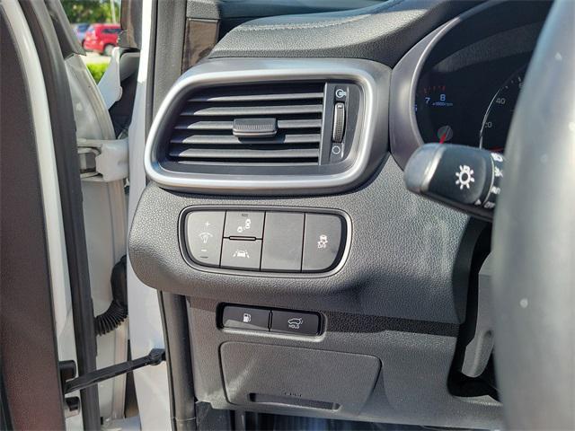 used 2020 Kia Sorento car, priced at $15,773