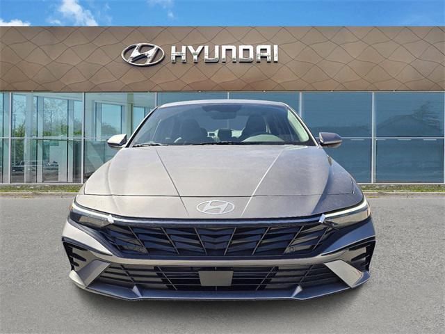 new 2025 Hyundai Elantra car, priced at $26,647