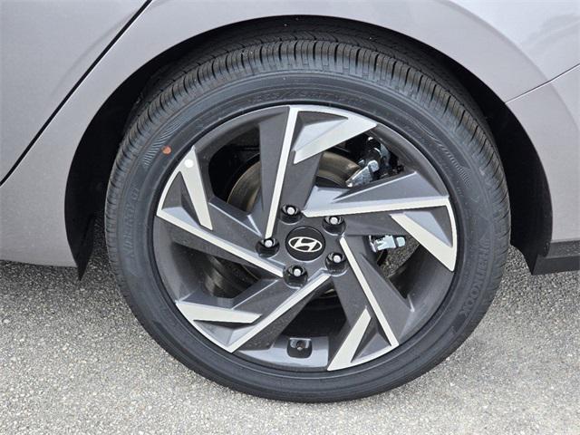 new 2025 Hyundai Elantra car, priced at $26,481