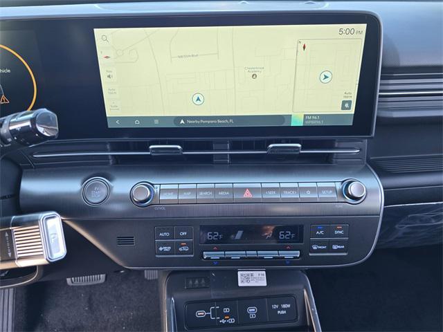 new 2025 Hyundai Kona EV car