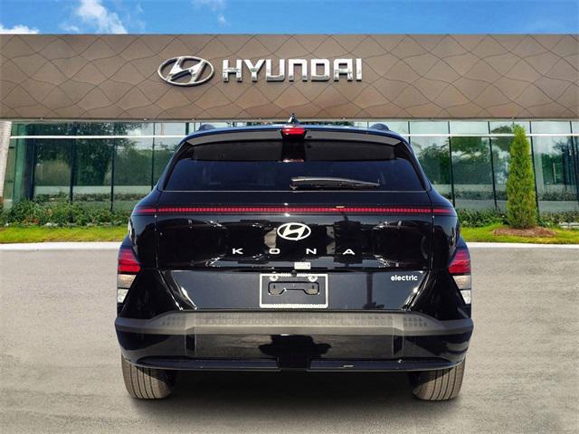 new 2025 Hyundai Kona EV car