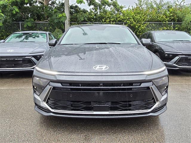 new 2025 Hyundai Sonata Hybrid car, priced at $39,135