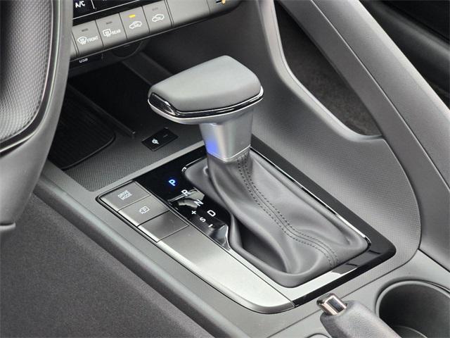 new 2025 Hyundai Elantra car, priced at $23,853