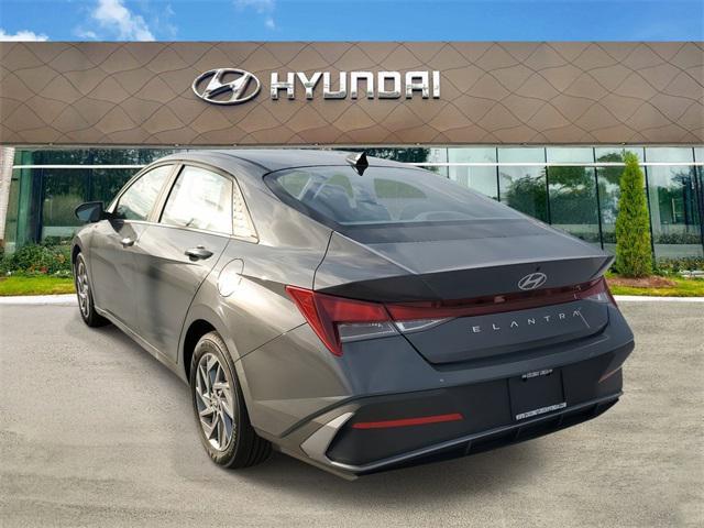 new 2025 Hyundai Elantra car, priced at $23,853