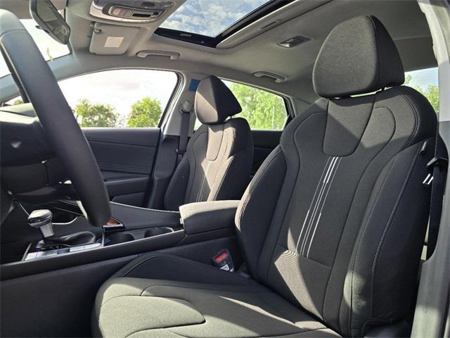 new 2025 Hyundai Elantra car, priced at $26,478