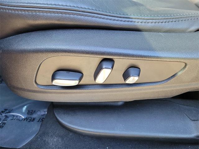 used 2019 Cadillac XT5 car, priced at $16,551